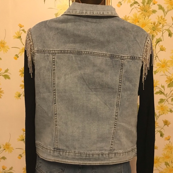 NWT Rhinestone Fringe Denim Jacket Sleeveless Collared washed blue size S - Picture 8 of 14